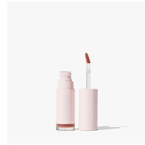 GLOSSIER SUIT SOFT TOUCH LIP CREME - Curve (dusty peach) 6 ML‎